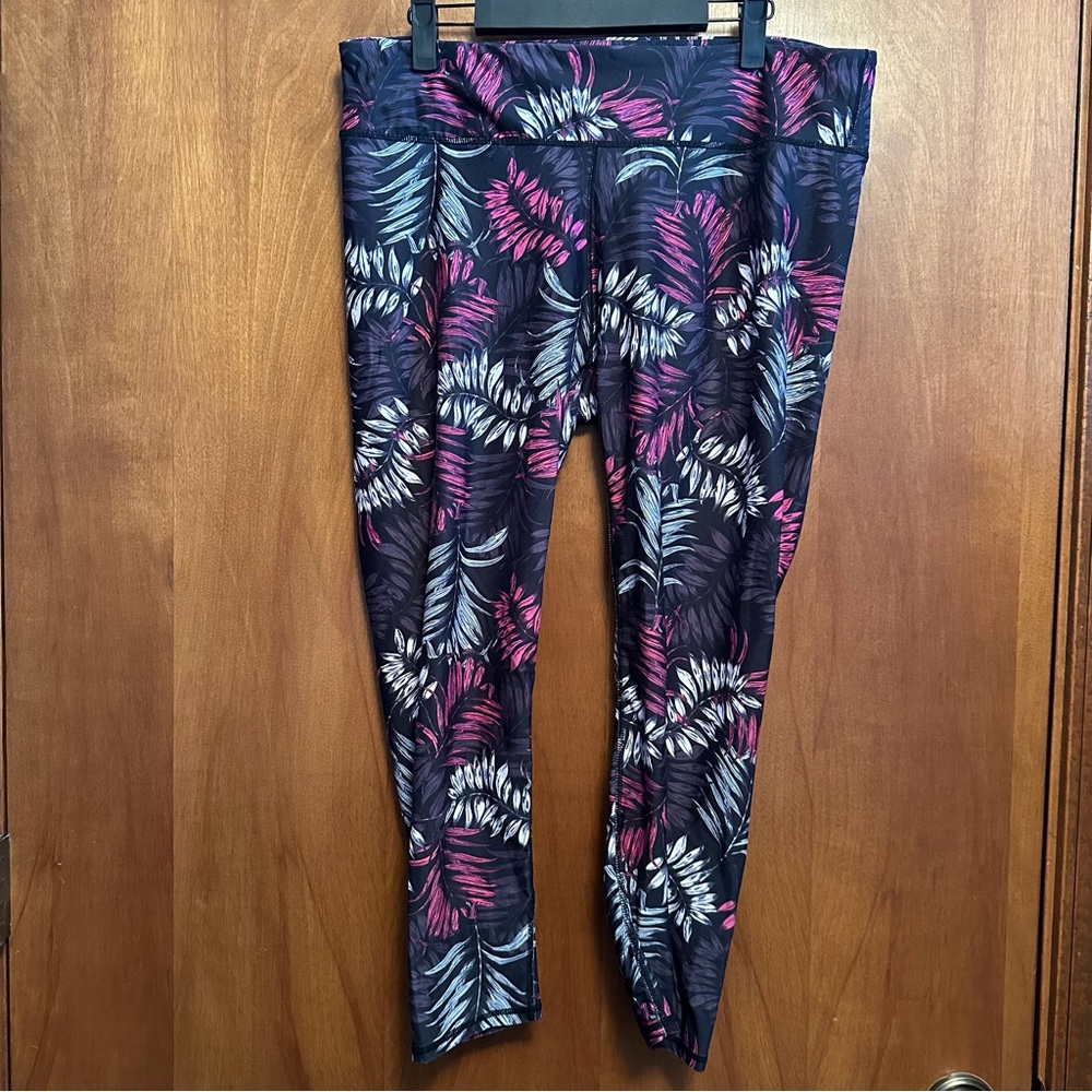 Fabletics Floral Tropical Leggings XL